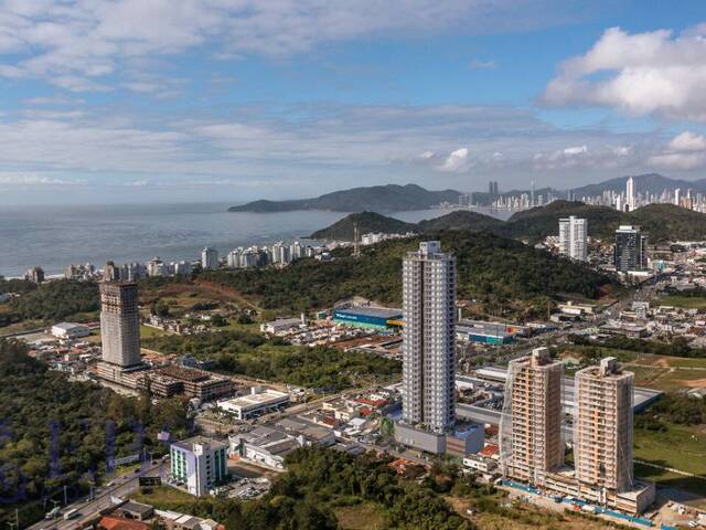 Venda em Praia Brava de Itajaí - Itajaí